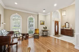 1625 Oak Creek Dr, Hurst, TX 76054 - Photo 7