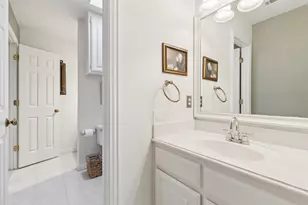 1625 Oak Creek Dr, Hurst, TX 76054 - Photo 21