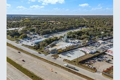 9805 Jacksboro Highway, Fort Worth, TX 76135 - Photo 5