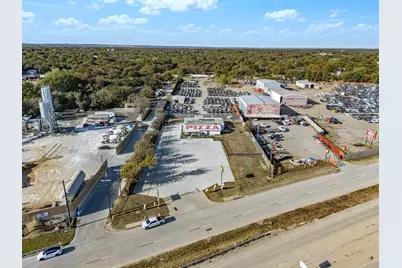 9805 Jacksboro Highway, Fort Worth, TX 76135 - Photo 3