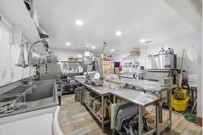 9805 Jacksboro Highway, Fort Worth, TX 76135 - Photo 19