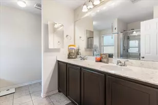 1563 Reynolds St, Lancaster, TX 75134 - Photo 31