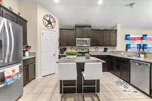 1563 Reynolds St, Lancaster, TX 75134 - Photo 11