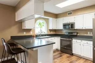 4548 Queenswood Dr, Grand Prairie, TX 75052 - Photo 9