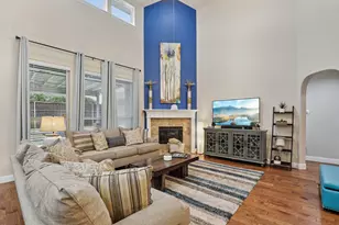 2217 Gulfstream Dr, Little Elm, TX 75068 - Photo 3