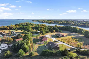 6729 Southpoint Dr, Princeton, TX 75407 - Photo 7