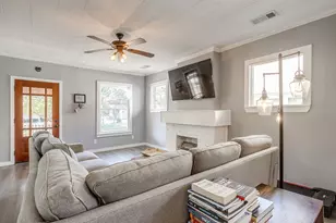 1220 W Arlington Ave, Fort Worth, TX 76110 - Photo 9