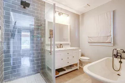 1220 W Arlington Avenue, Fort Worth, TX 76110 - Photo 23