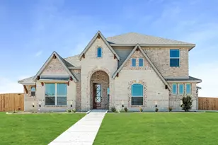 403 Crystal Lk Ln, Red Oak, TX 75154 - Photo 1