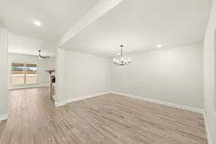 403 Crystal Lk Ln, Red Oak, TX 75154 - Photo 9