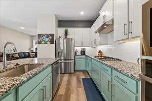 9613 Oxbow Ln, Little Elm, TX 75068 - Photo 11