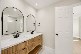 7716 Lone Moor Cir, Dallas, TX 75248 - Photo 25