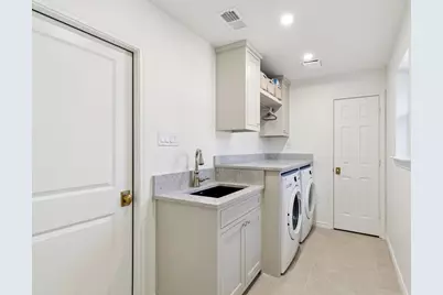 5723 Twin Brooks Drive, Dallas, TX 75252 - Photo 13