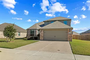1157 Beaverwood Ln, Crowley, TX 76036 - Photo 3