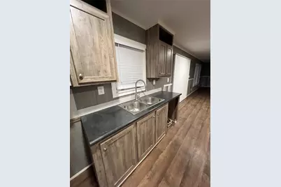 197 E Sweden Street, Walnut Springs, TX 76690 - Photo 11