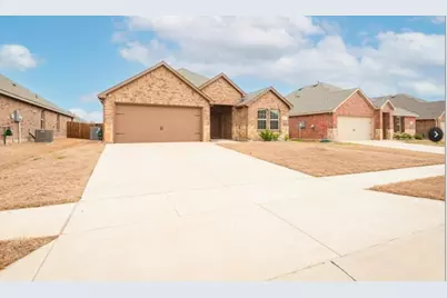 1611 Pioneer Meadow Drive, Princeton, TX 75407 - Photo 9