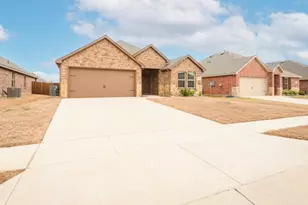 1611 Pioneer Meadow Dr, Princeton, TX 75407 - Photo 9