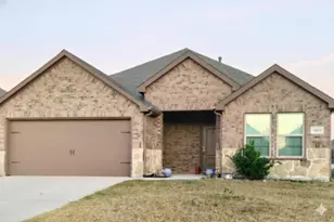 1611 Pioneer Meadow Dr, Princeton, TX 75407 - Photo 1