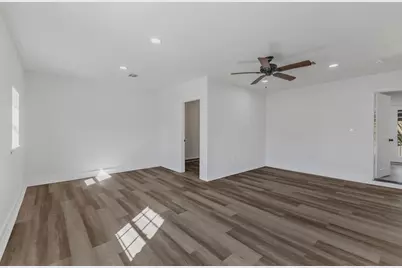 7002 Troy Glen Drive, Dallas, TX 75241 - Photo 15