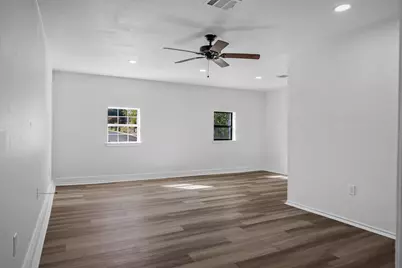 7002 Troy Glen Drive, Dallas, TX 75241 - Photo 15