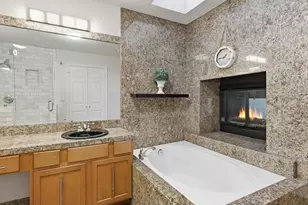 404 Sheridan Trail, Irving, TX 75063 - Photo 15