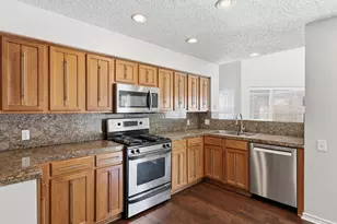 404 Sheridan Trail, Irving, TX 75063 - Photo 3