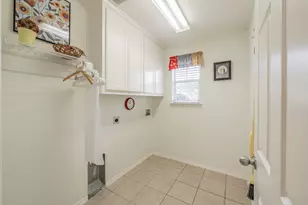 8100 Laurel Oak Dr, Fort Worth, TX 76131 - Photo 11