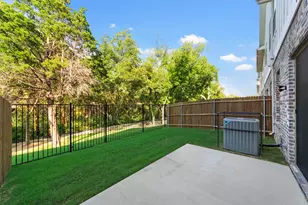6309 Mason Ct, Dallas, TX 75227 - Photo 3