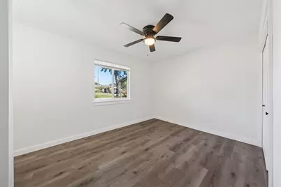 2126 Travis Drive, Carrollton, TX 75006 - Photo 15