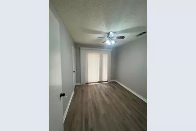 2022 Chalfont Drive, Carrollton, TX 75007 - Photo 3