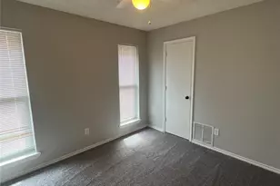 2022 Chalfont Dr, Carrollton, TX 75007 - Photo 13