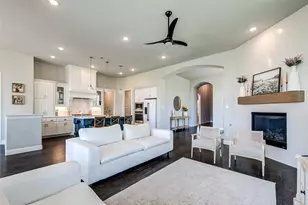 1071 Cabinside Dr, Roanoke, TX 76262 - Photo 5