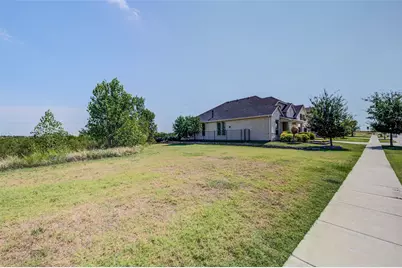1071 Cabinside Drive, Roanoke, TX 76262 - Photo 7
