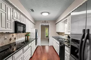 2501 Bluffton Dr, Plano, TX 75075 - Photo 23