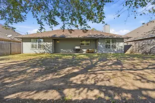 1212 Eagle Lake Dr, Azle, TX 76020 - Photo 37