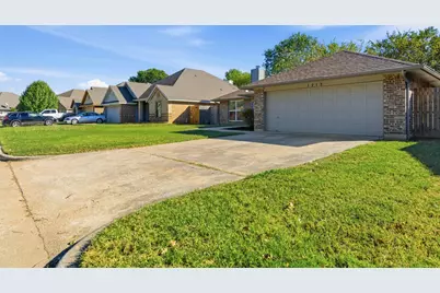 1212 Eagle Lake Drive, Azle, TX 76020 - Photo 37