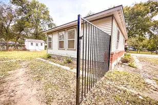 1315 Whitley Dr, Dallas, TX 75217 - Photo 13