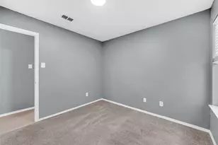 7802 Calgary Ln, Arlington, TX 76001 - Photo 23