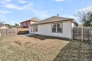 7802 Calgary Ln, Arlington, TX 76001 - Photo 27
