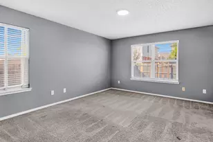 7802 Calgary Ln, Arlington, TX 76001 - Photo 19