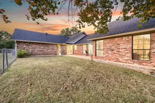 2592 Meadow Way, Terrell, TX 75160 - Photo 33