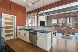 2502 Live Oak St, Dallas, TX 75204 - Photo 17