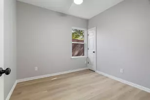 1123 Cornelia St, Greenville, TX 75401 - Photo 11