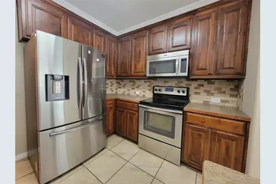 621 Marybeth Drive, Burleson, TX 76028 - Photo 9