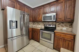 621 Marybeth Dr, Burleson, TX 76028 - Photo 9