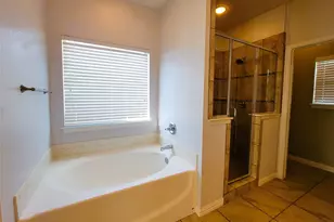 621 Marybeth Dr, Burleson, TX 76028 - Photo 17