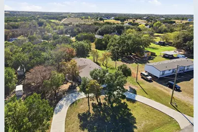 907 Mojave Trail, Granbury, TX 76048 - Photo 31