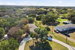 907 Mojave Trail, Granbury, TX 76048 - Photo 31
