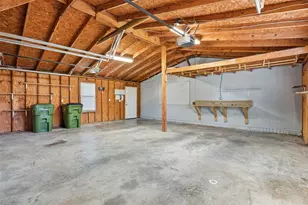 907 Mojave Trail, Granbury, TX 76048 - Photo 5