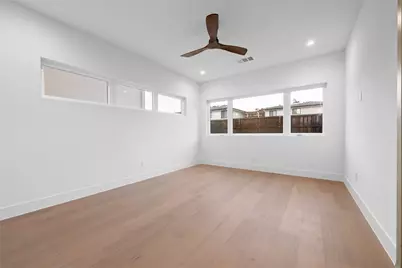 1508 Holly Avenue, Dallas, TX 75204 - Photo 23